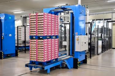 Automatic Machines in warehouse