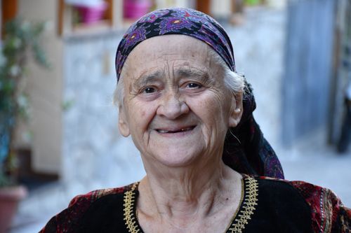 נשים, נשים - יואל שתרוג - אדמה יוצרת - yoel sitruk