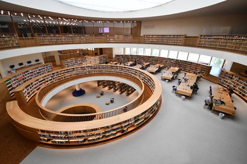 הספרייה הלאומית - ספרים - ספריות- יואל שתרוג - אדמה יוצרת - yoel sitruk