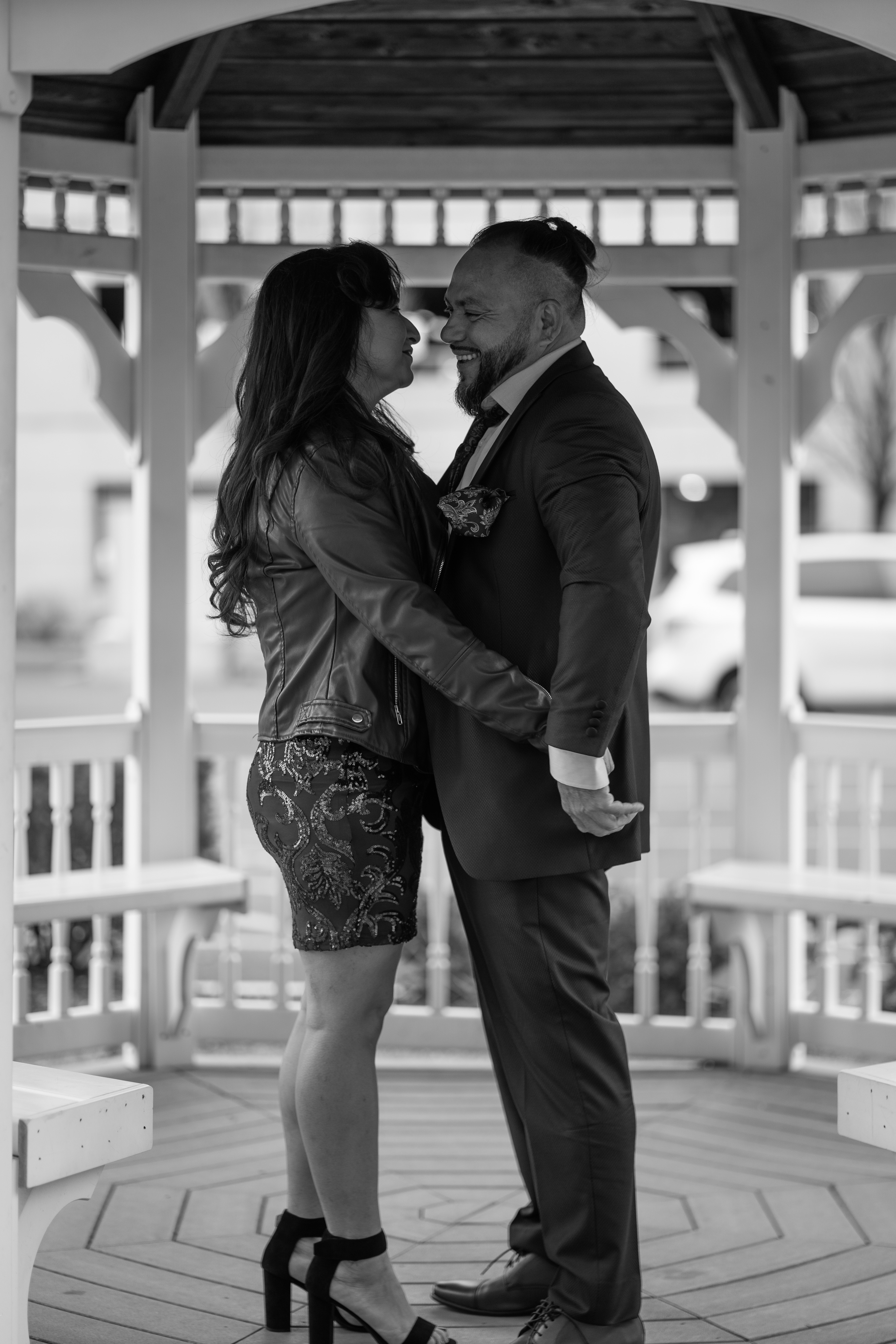 <meta name="description" content="Experience a memorable wedding couple photoshoot in New Jersey with our professional photography services. Our skilled photographers capture stunning images of you and your partner on your special day. Contact us to book your session today.">