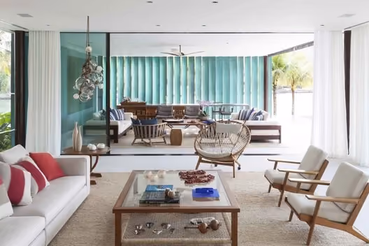 Combinação de cores em projetos de interiores residenciais
