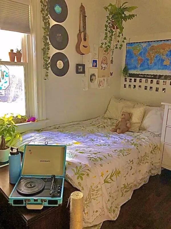 Aesthetic de quarto antigo