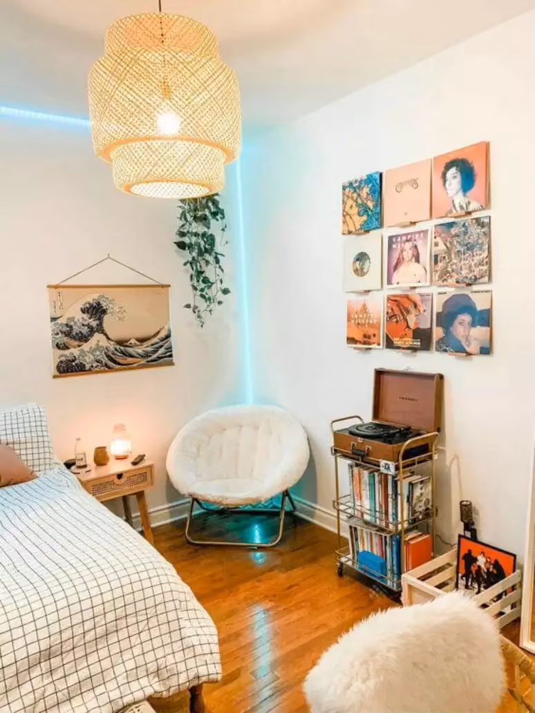 Aesthetic de quarto antigo