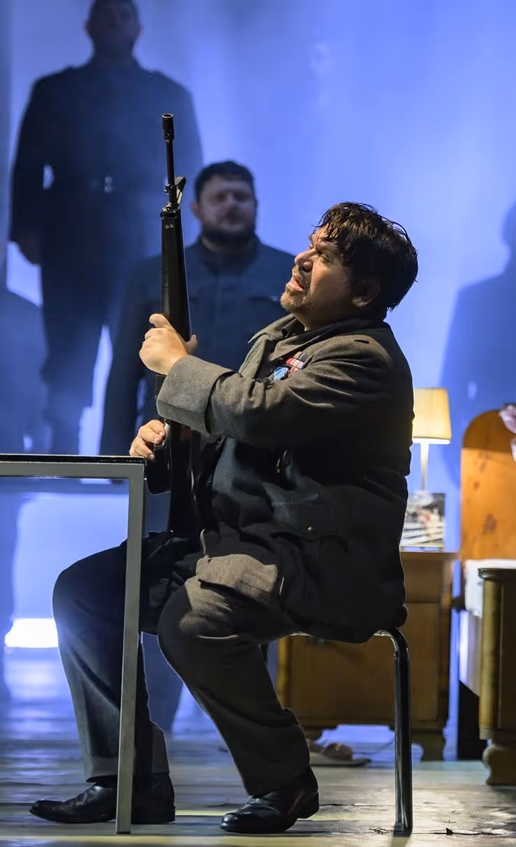 Xavier Moreno Tenor Über Mich