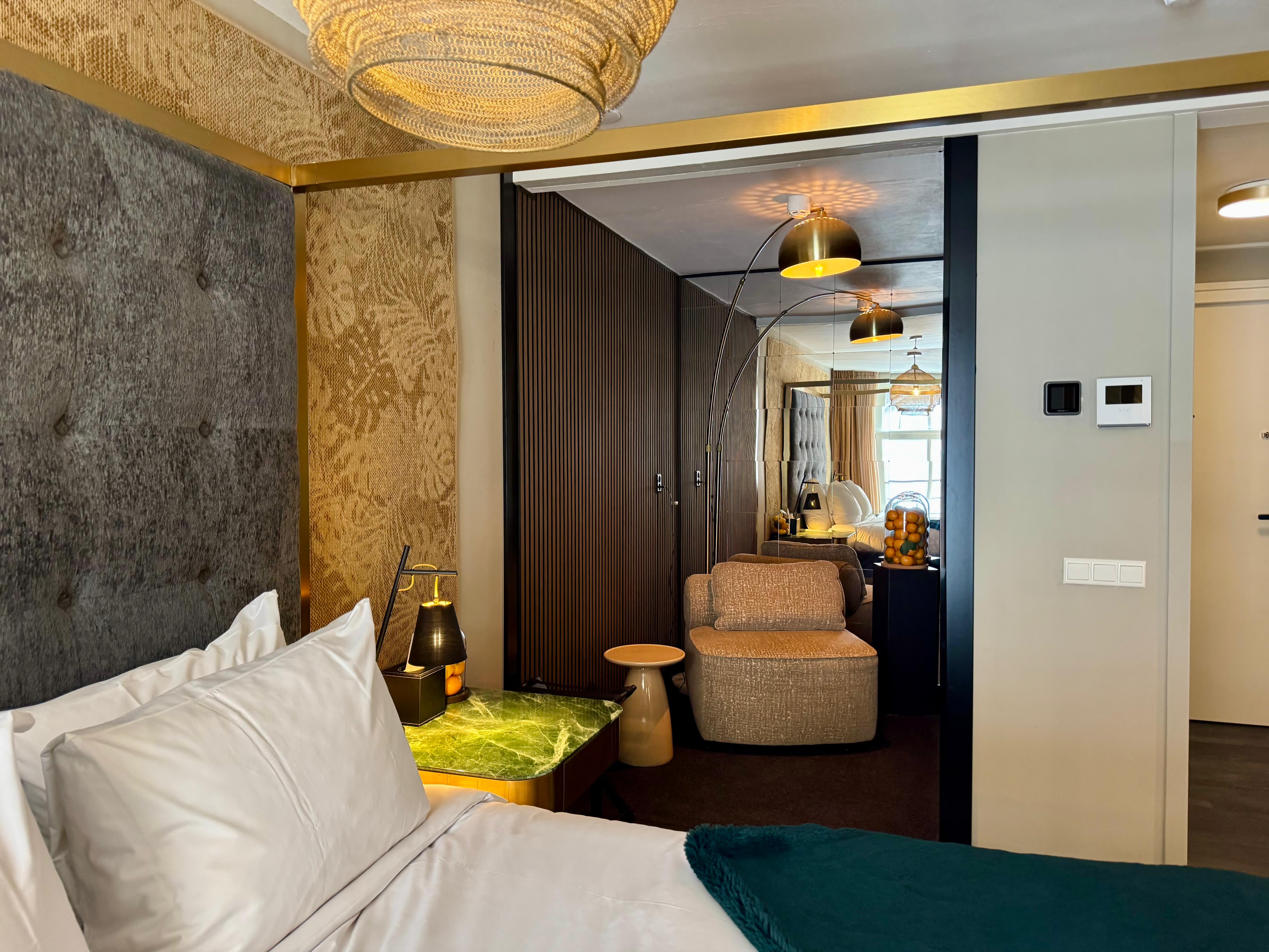 The Lemon Suite