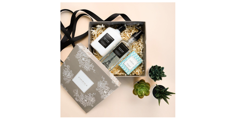 Kimirica curates a great unboxing experience