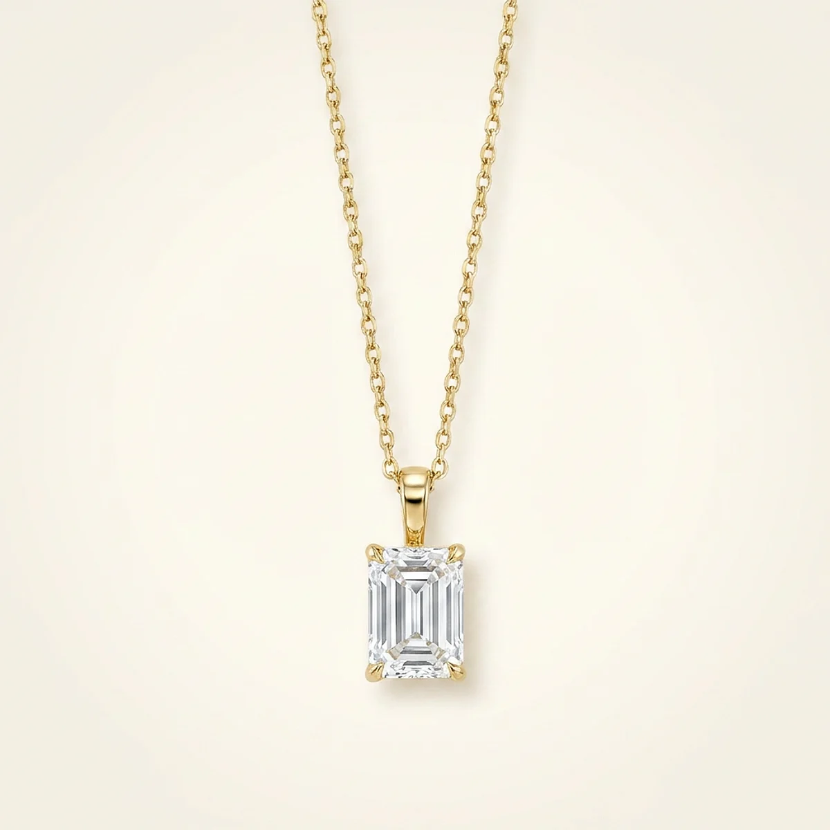 A .25ct colorless emerald diamond on a yellow gold pendant, custom-designed by Eterneva to honor the remarkable Goldie.