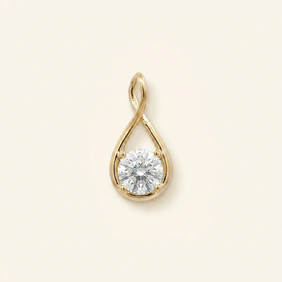 A .75ct colorless round diamond on a yellow gold pendant, custom-designed by Eterneva to honor the remarkable Caryn.