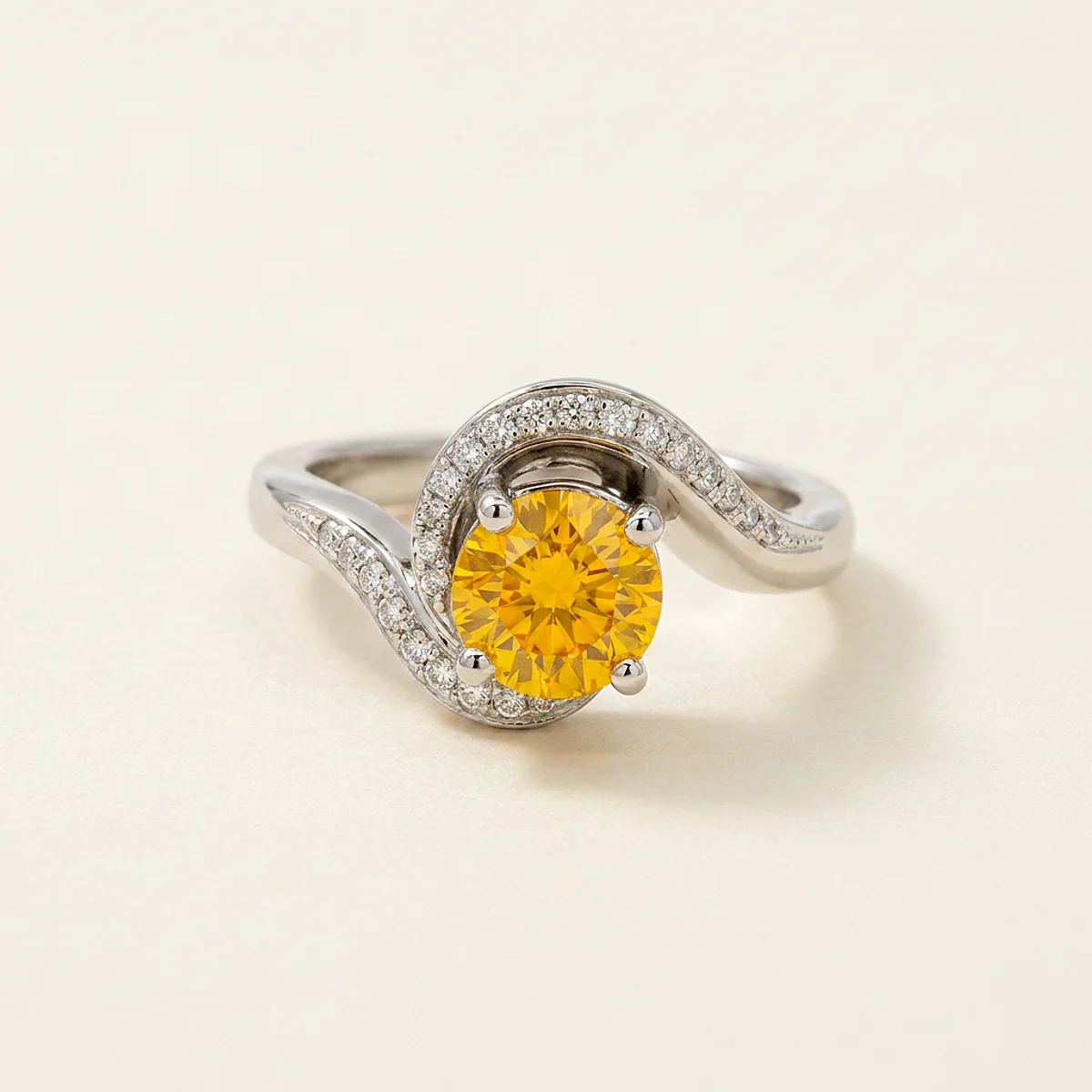 A 1ct yellow round diamond on a platinum ring, custom-designed by Eterneva to honor the remarkable Dixie.