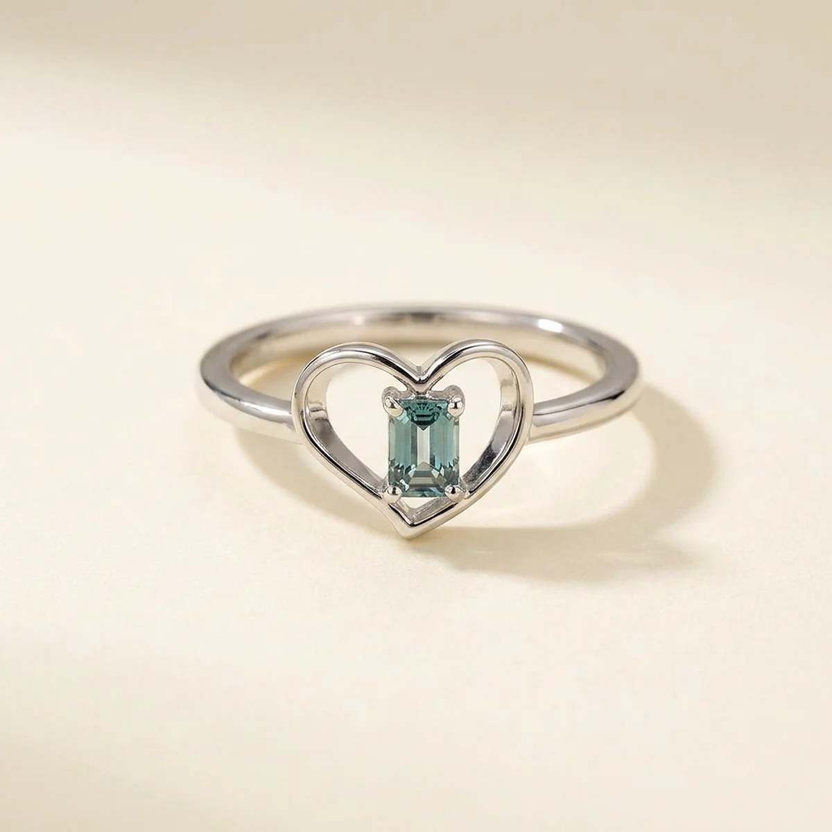 A .5ct blue emerald diamond on a white gold ring, custom-designed by Eterneva to honor the remarkable Zhigen.