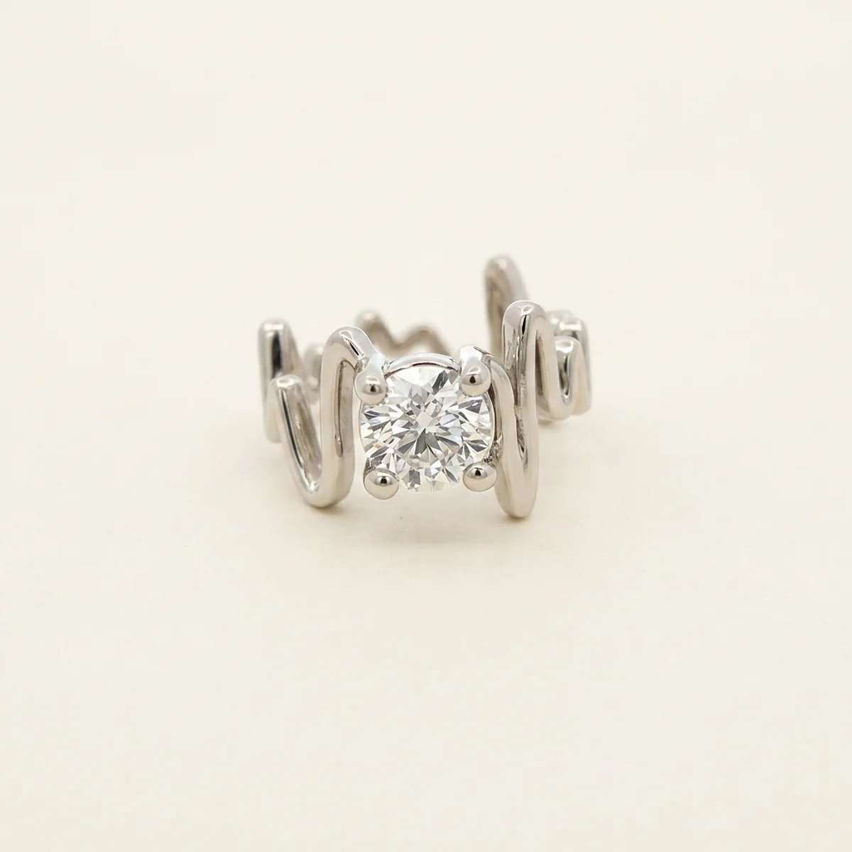 A 2ct colorless round diamond on a platinum ring, custom-designed by Eterneva to honor the remarkable Chris.