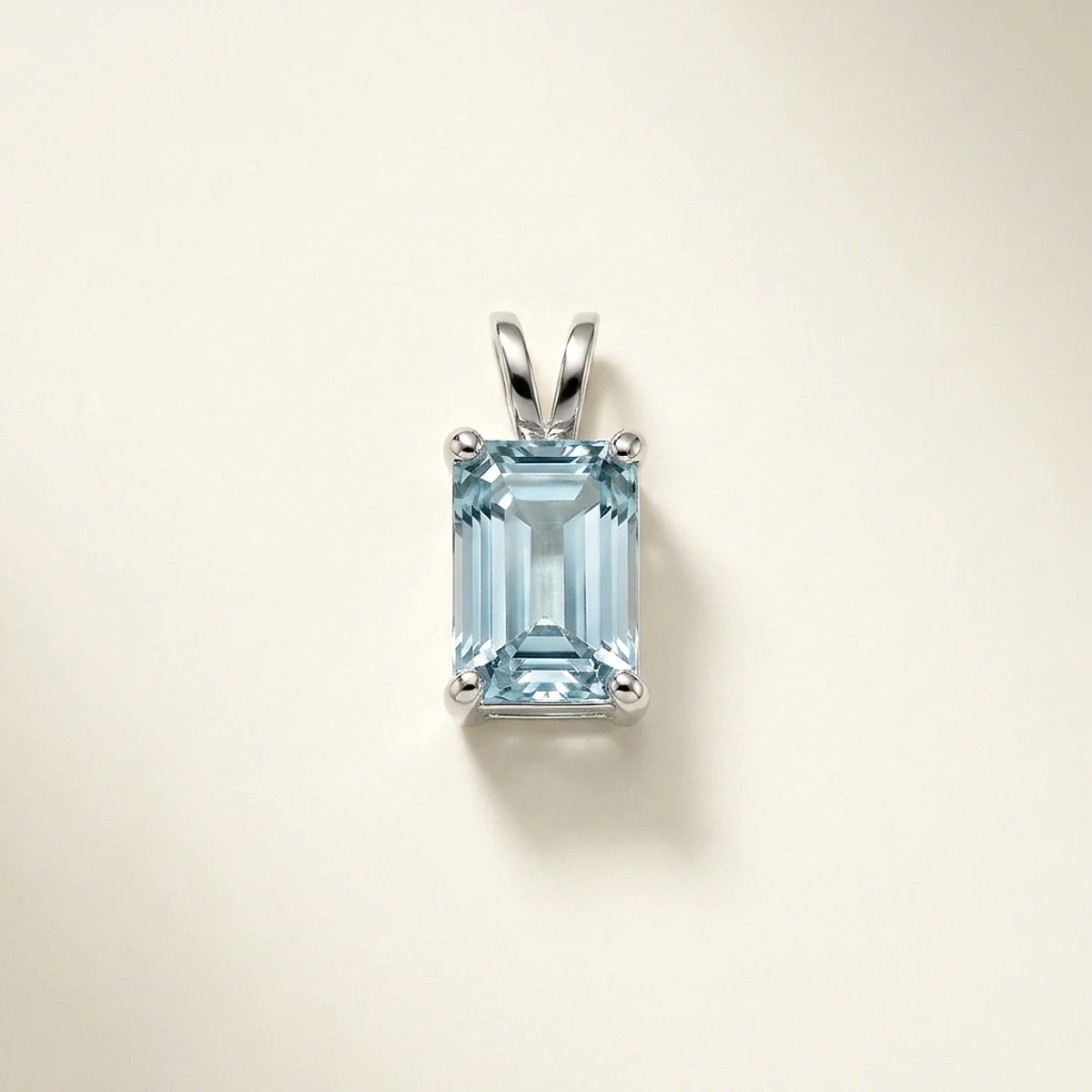 A 1.5ct blue emerald diamond on a platinum pendant, custom-designed by Eterneva to honor the remarkable Marie.