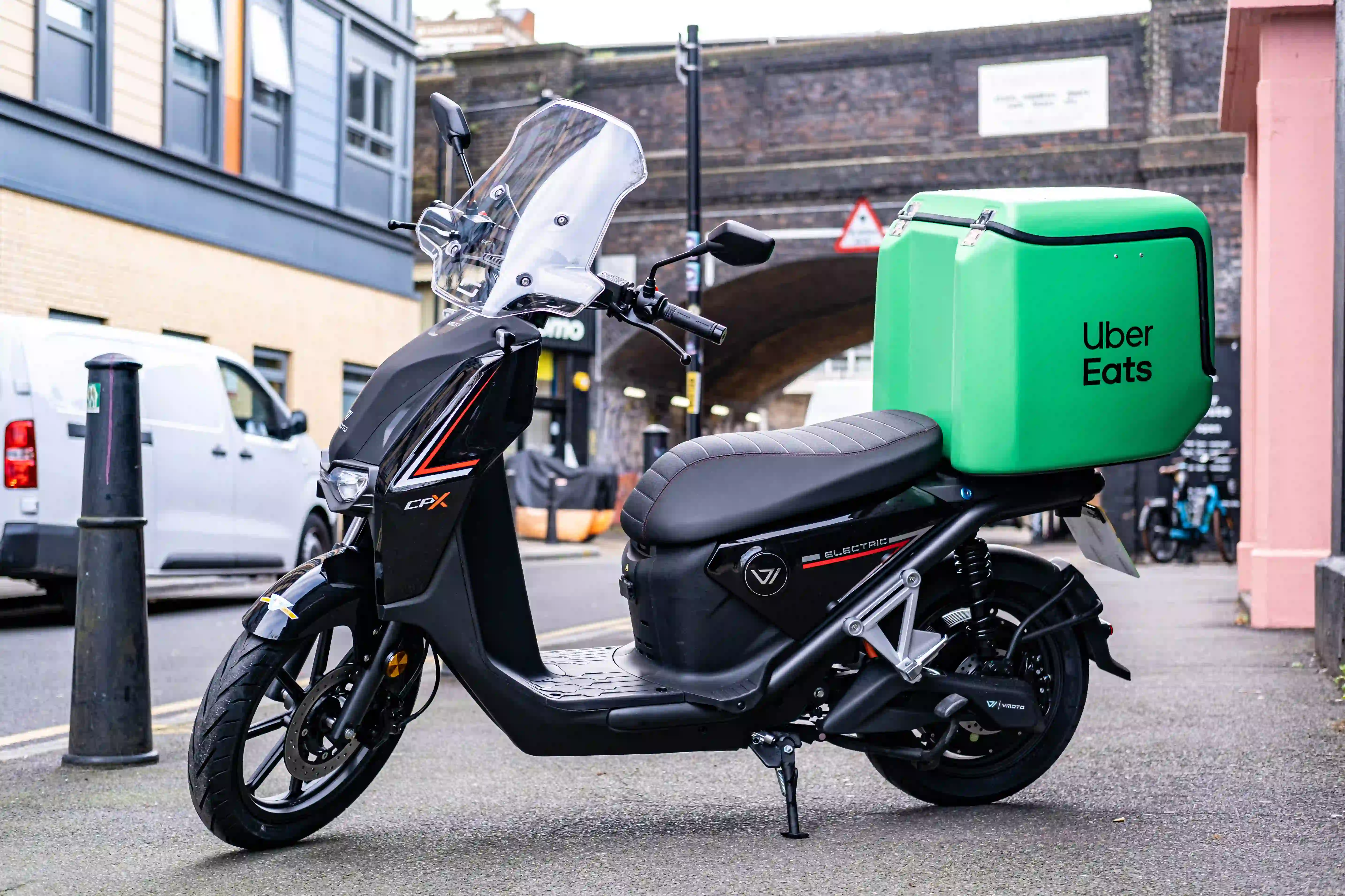 Delivering Uber Eats on a Zoomo Zero