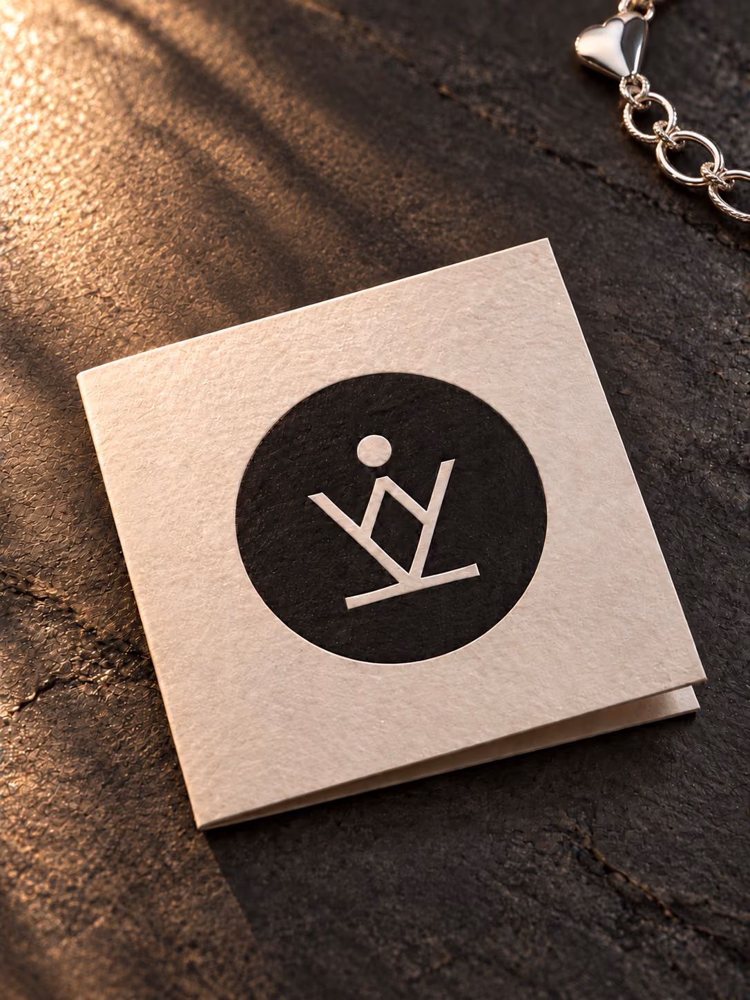 Branding & Editorial Design für Bijouterien