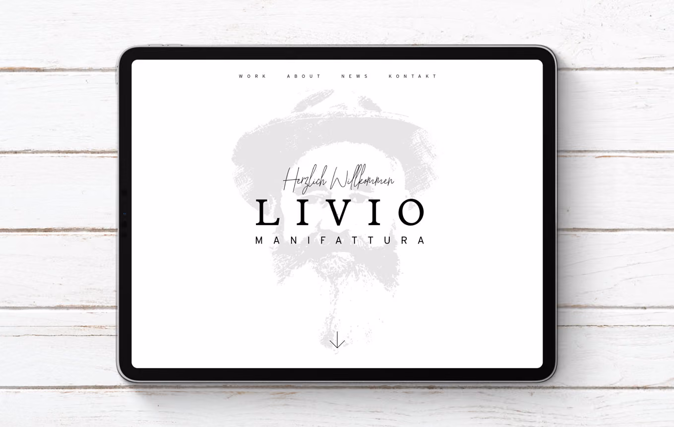 Logo der Schreinerei Anatolio Livio auf einem Tablet