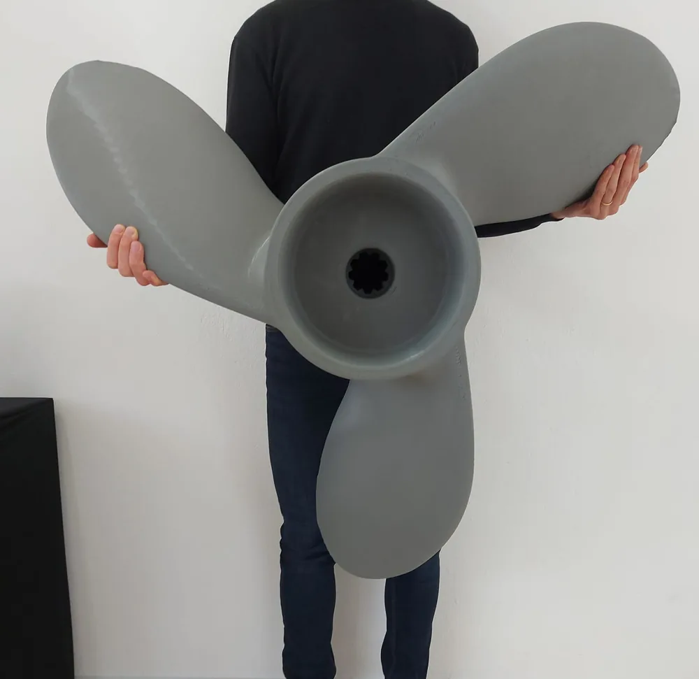 Hélice gigante impresa en 3D para modelo de fundición
