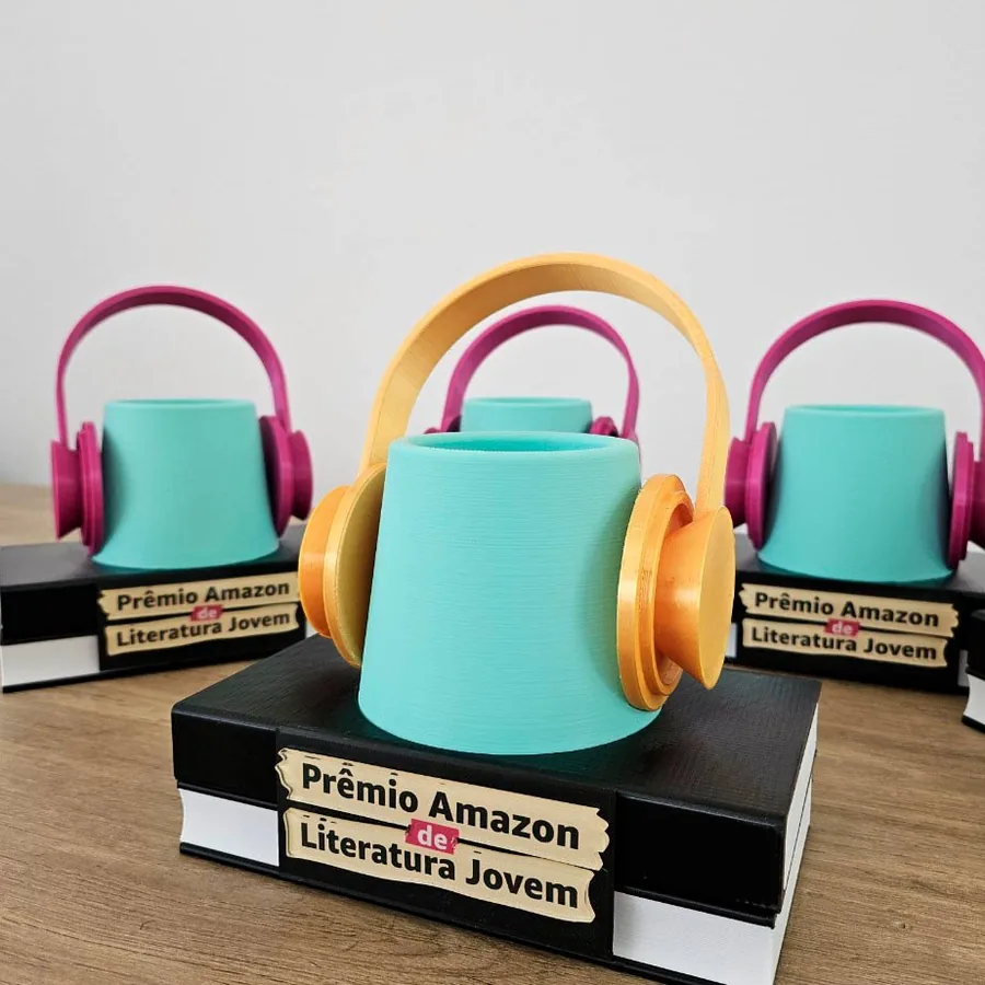 Trofeo personalizado impreso en 3D con chip NFC integrado