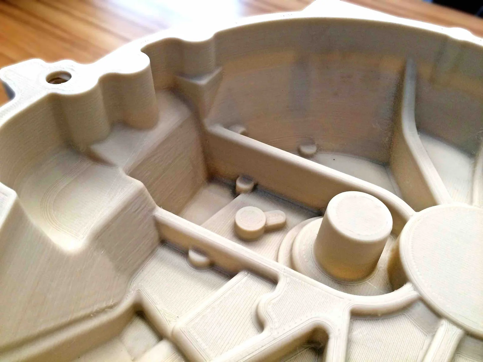 Pieza industrial de molde impresa en 3D con detalle interno en CDMX