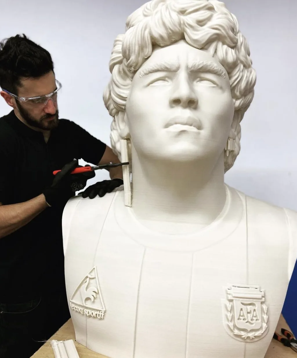 Busto a escala real impreso en 3D con la impresora de gran formato Big T