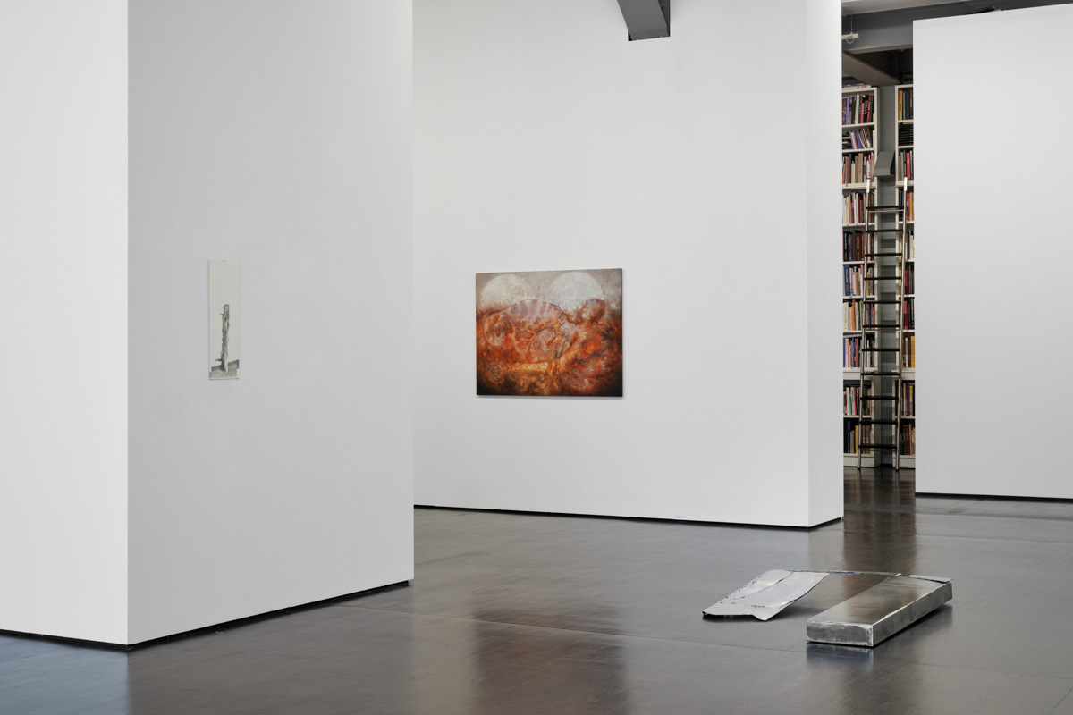 Exhibition: the eye eyes the eye