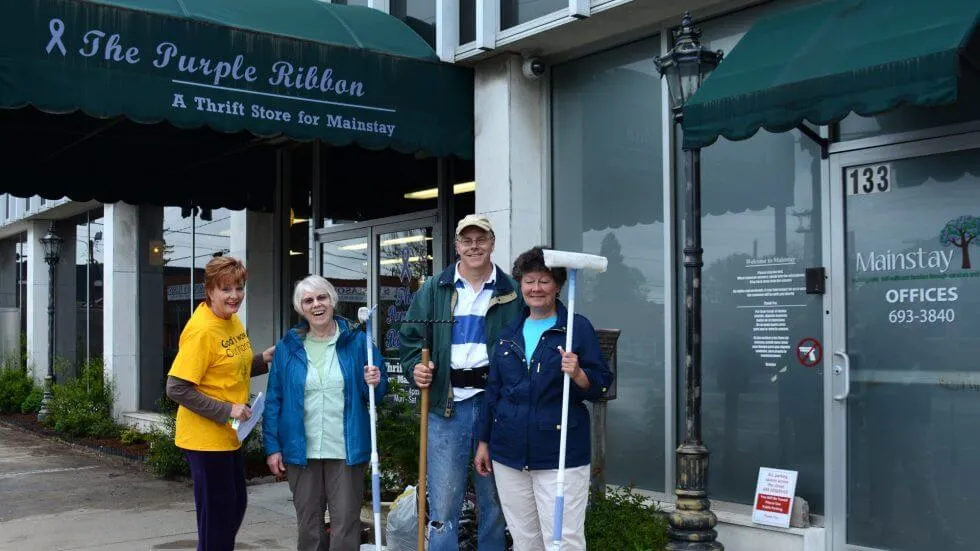 Members of at Grace Lutheran Church Volunteer work