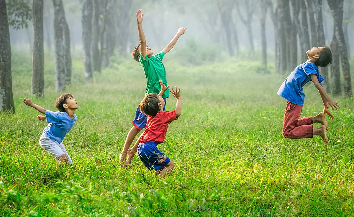 Pediatric Chiropractic Care For Kids Near Me In Central, Hong Kong. Chiropractor For Newborns, Infants and Children.