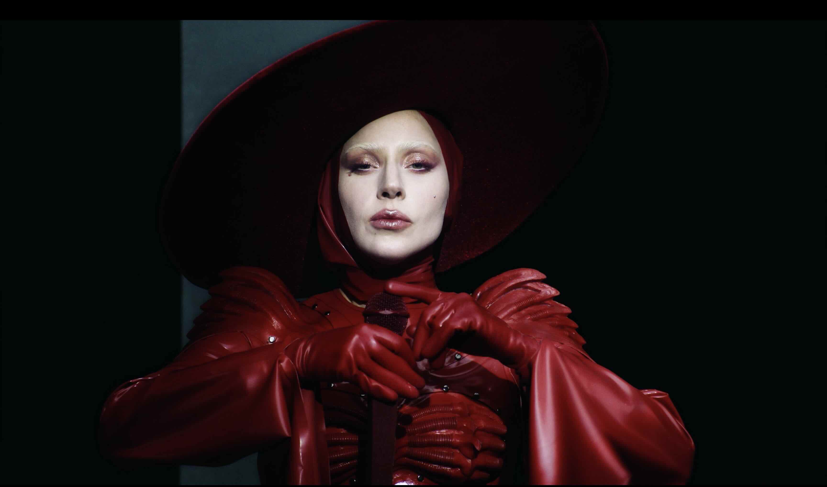 MASTERCARD X LADY GAGA FAN VIDEO