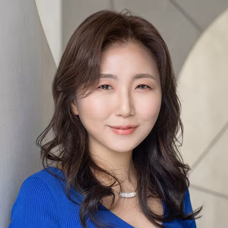 Hyunjin Jenna K.
