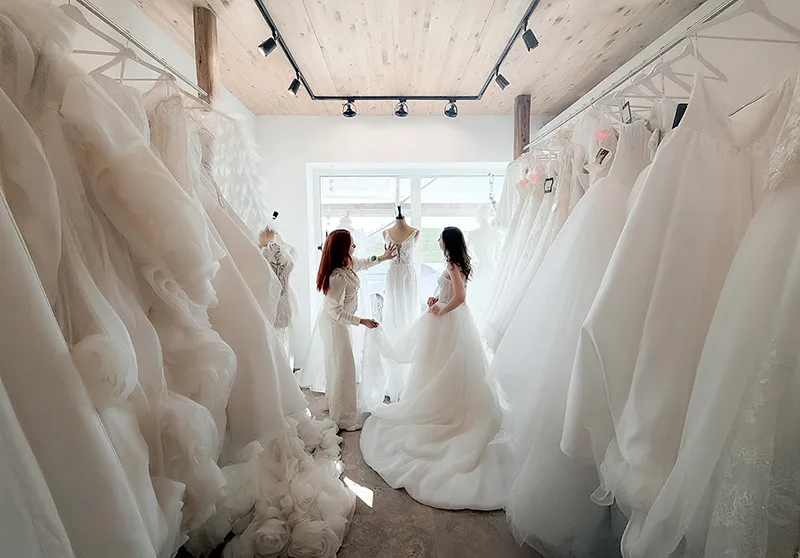 Utzi's Bridal