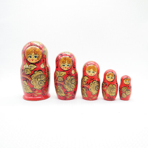 5 poupées russes matriochka 