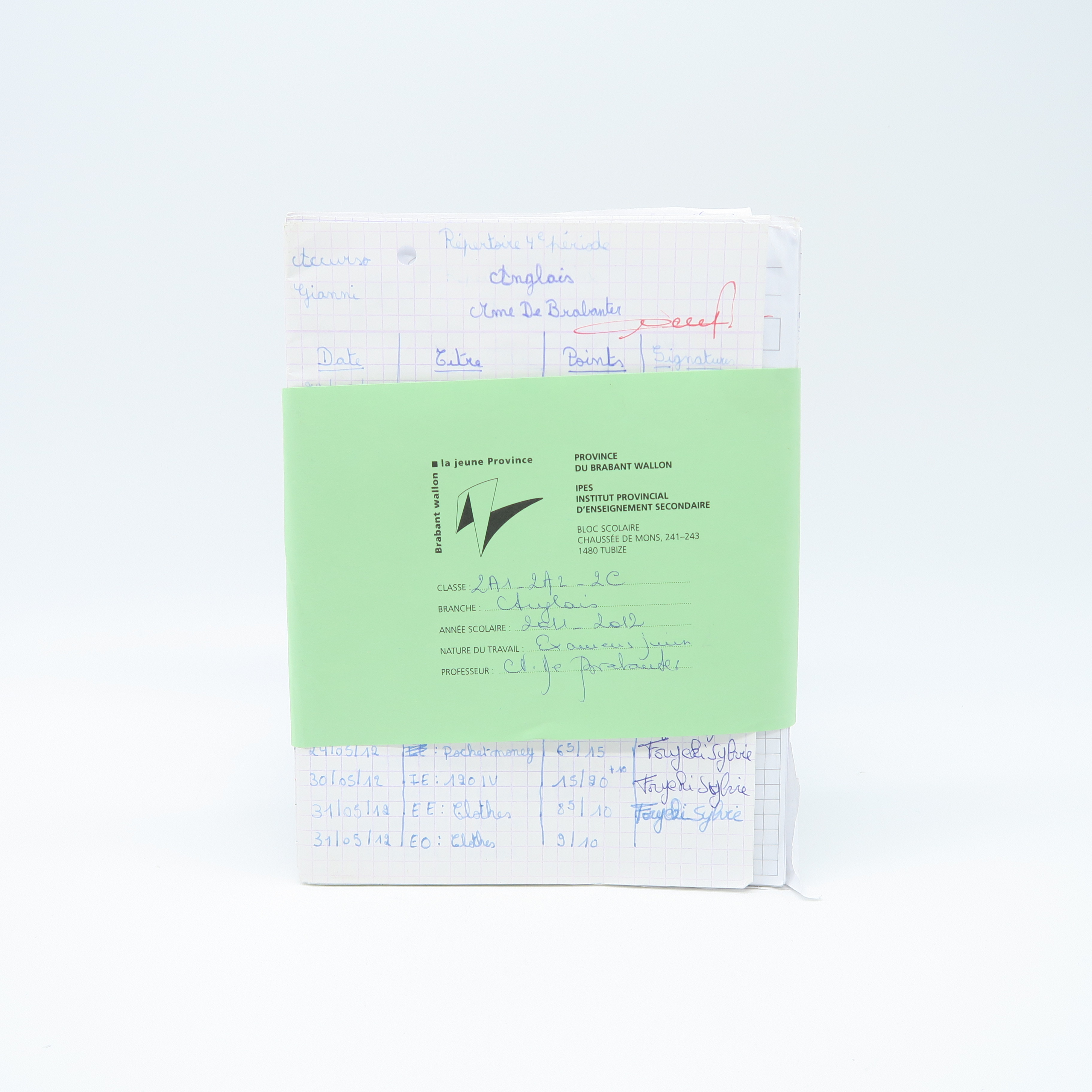 pile d'examens scolaires corrigés (secondaire)