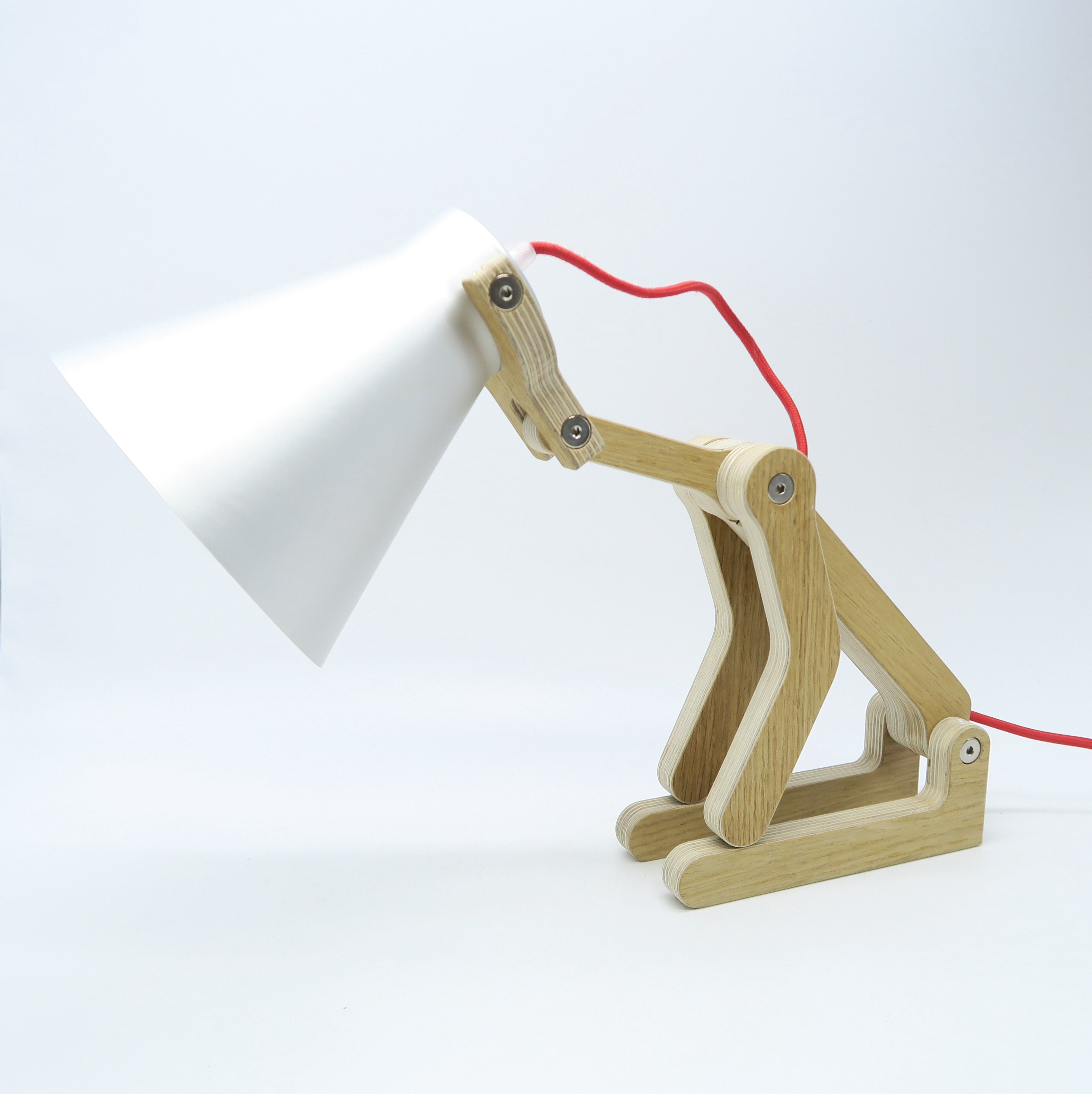 lampe en bois clair 'waaf pierre standelmann' 