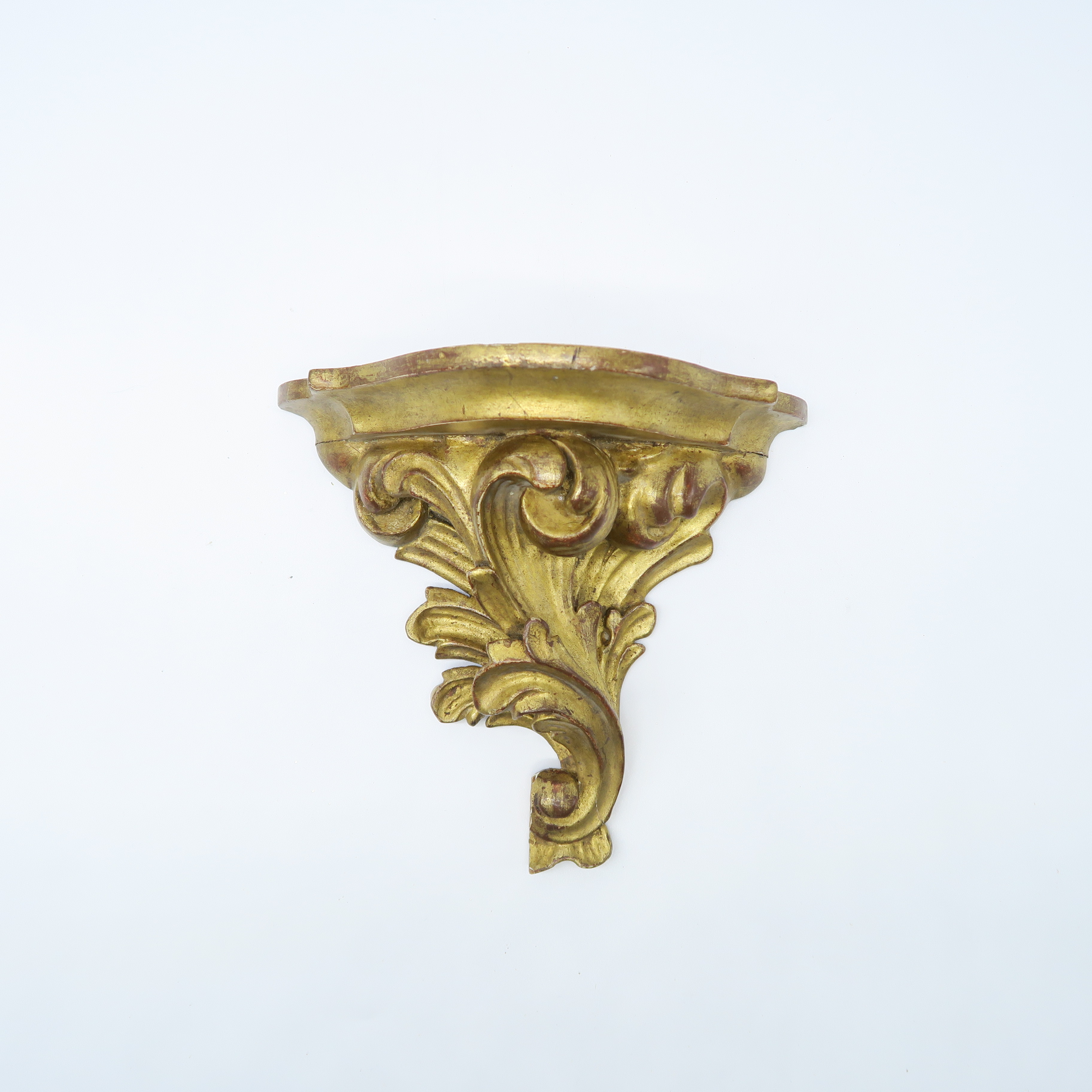 paire de consoles dorées 