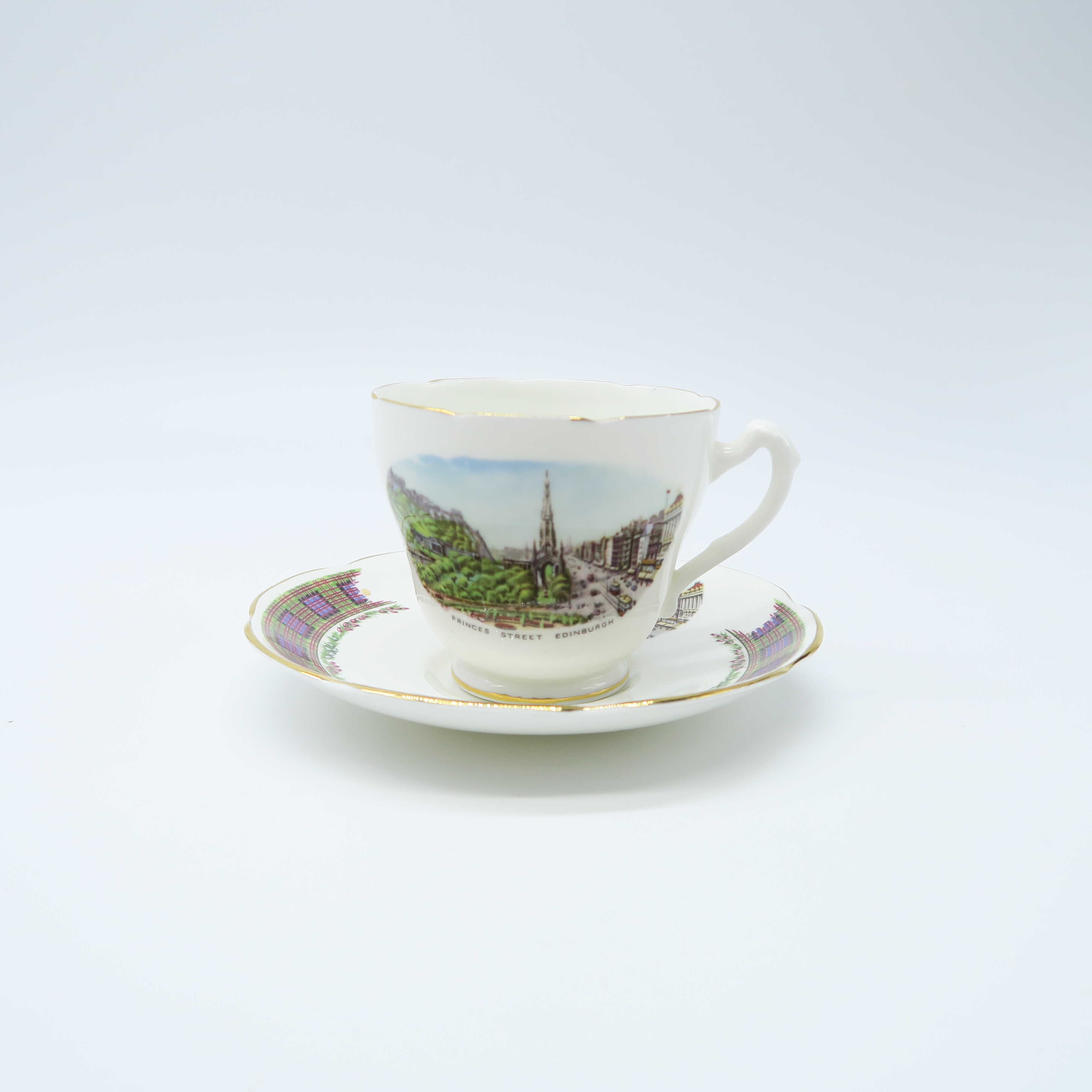 tasse et sous-tasse paysage écossais  