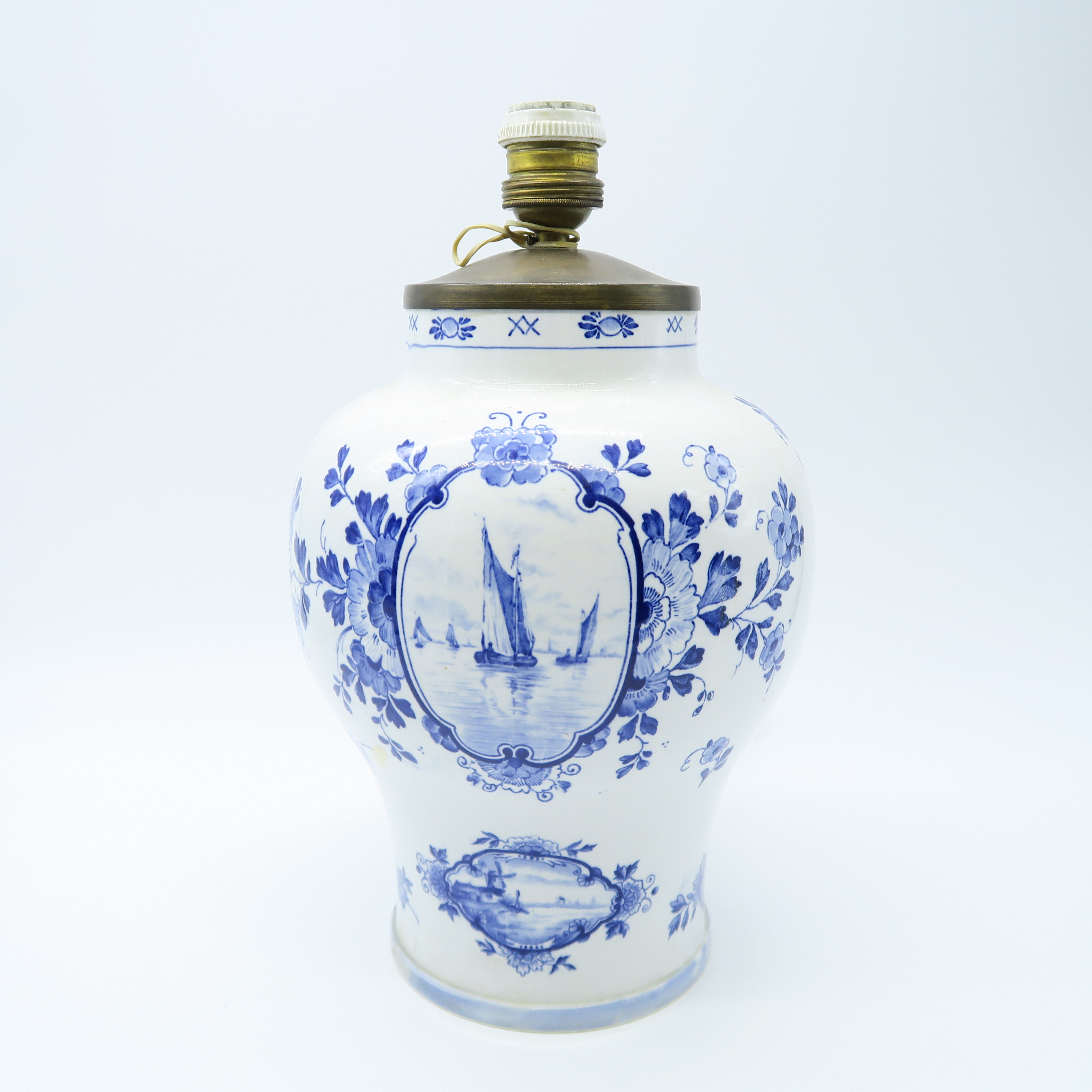 pied de lampe en faïence 