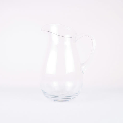 cruche en verre transparent 