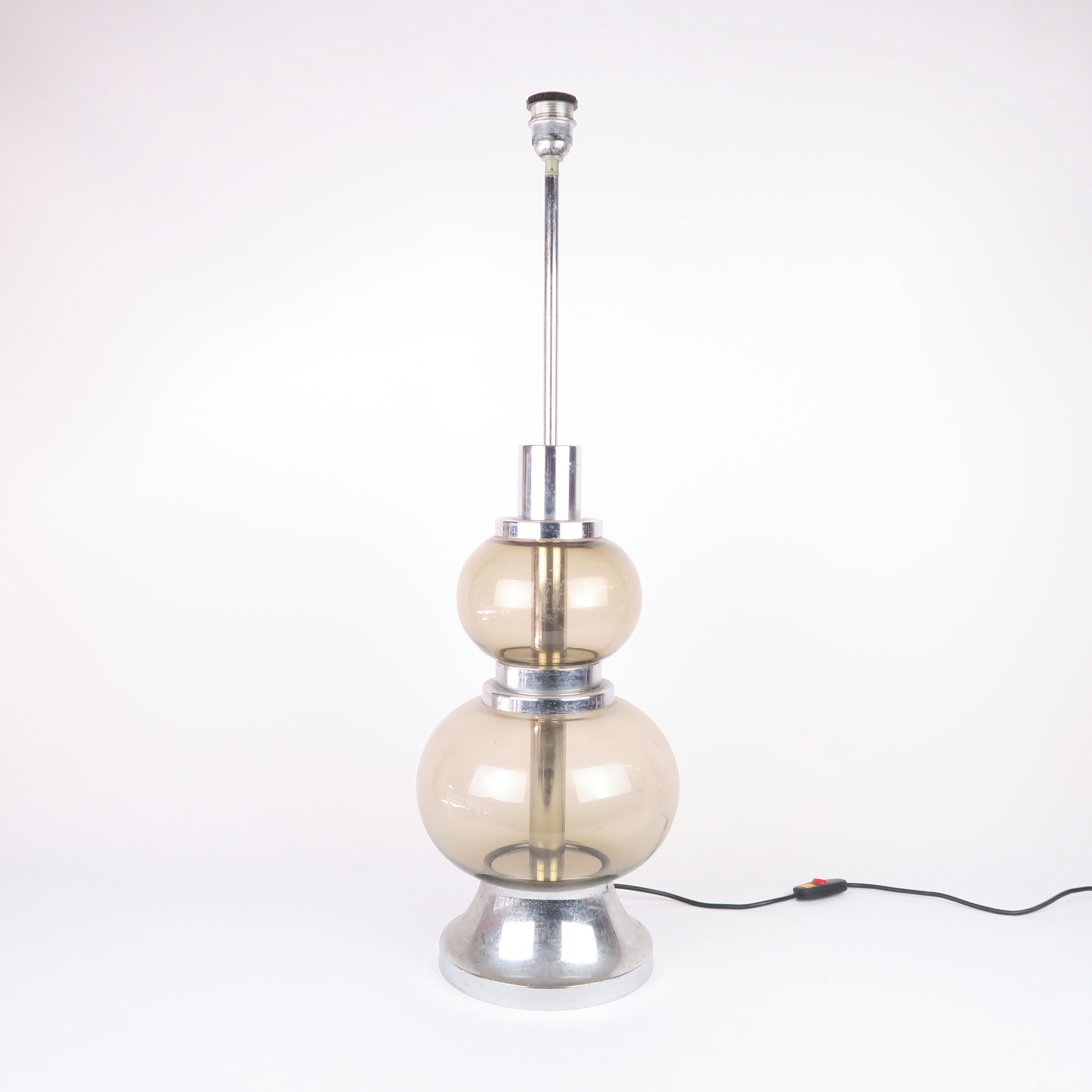lampe en verre fumé et chromé