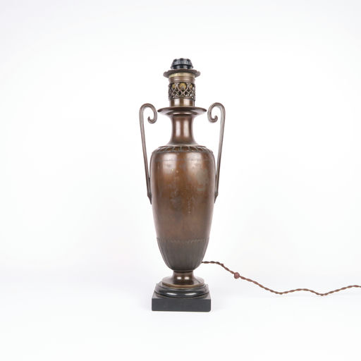 pied de lampe amphore bronze