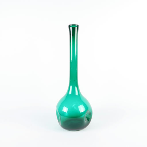 vase en verre vert 