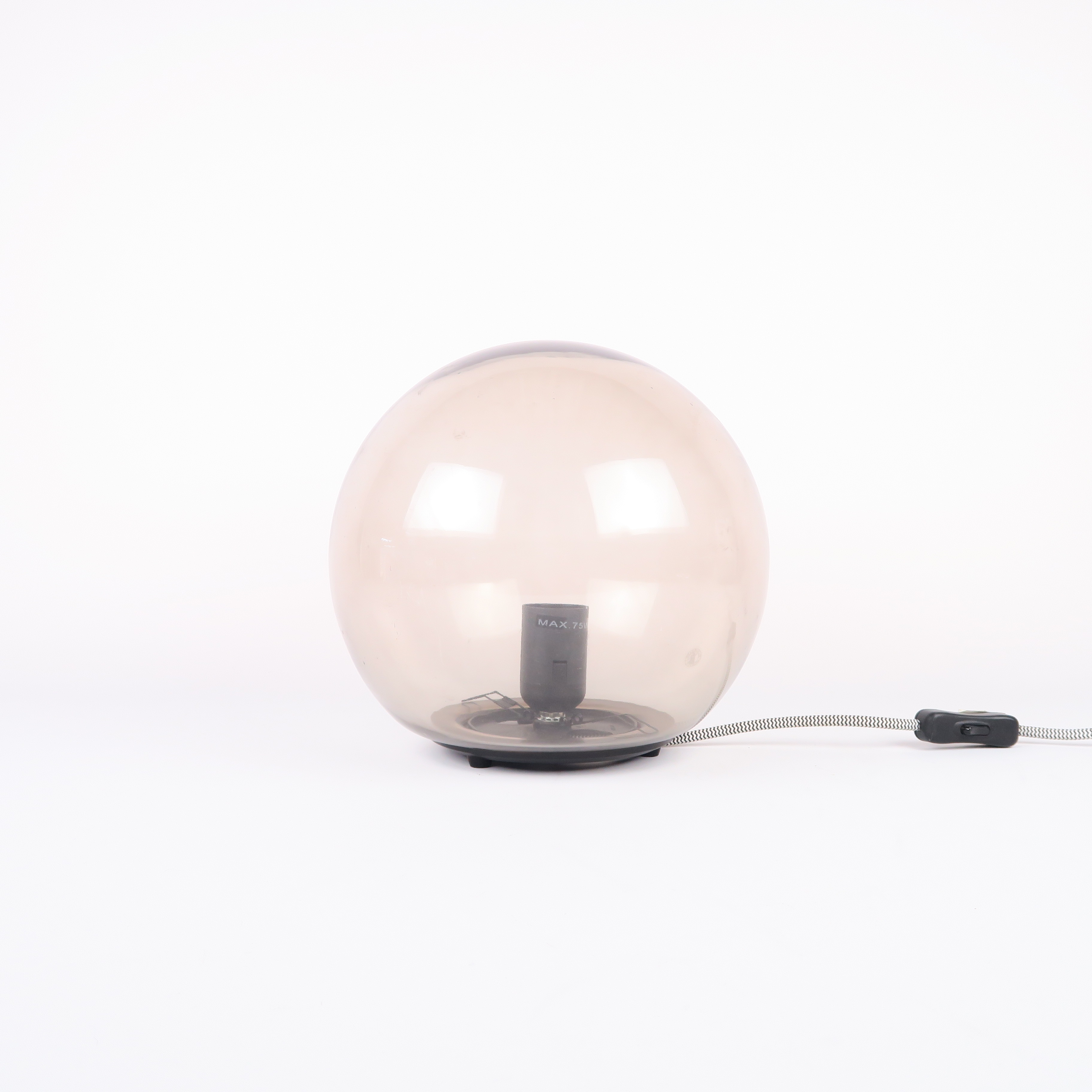lampe en verre fumé transparent