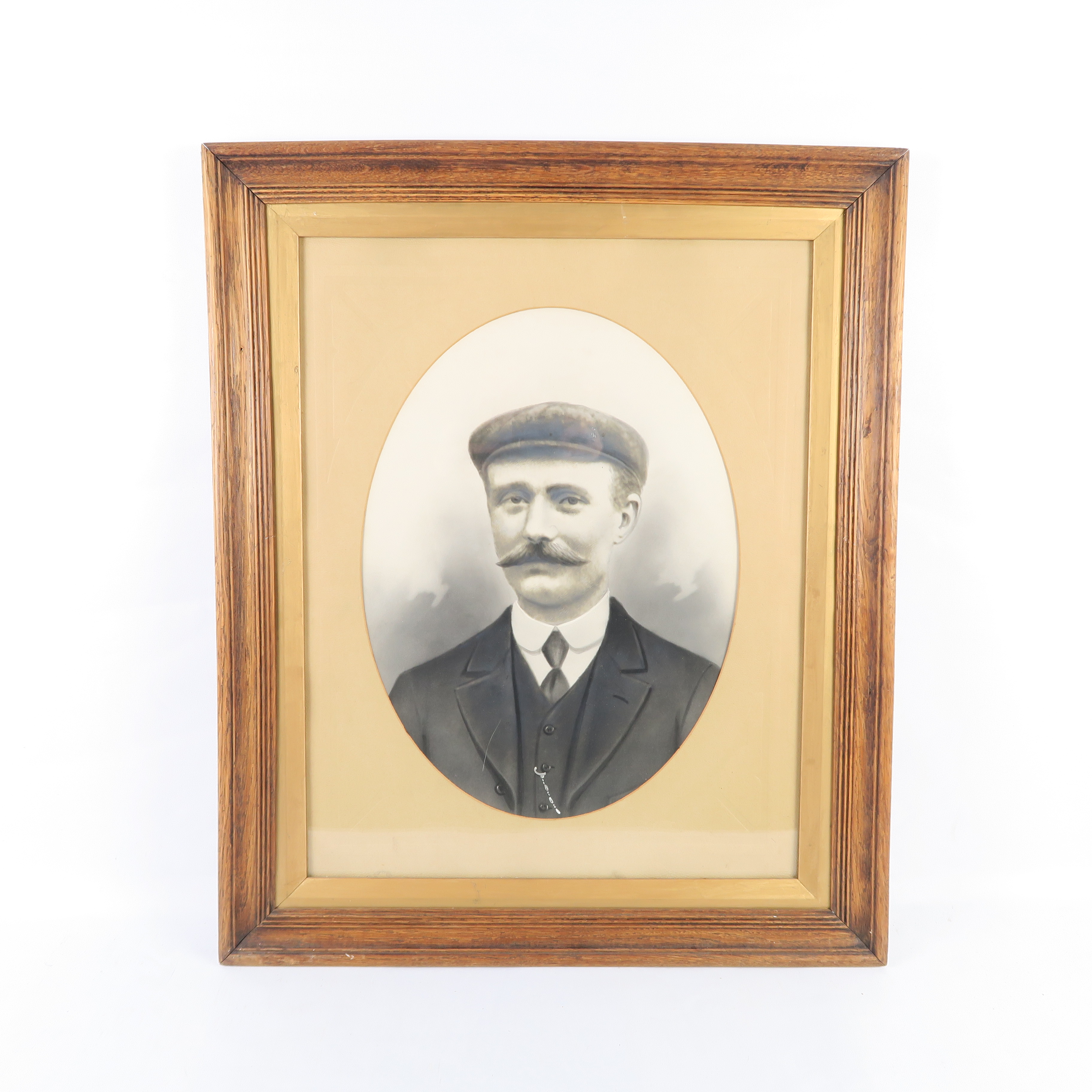 cadre en bois et portrait d'homme d'époque 