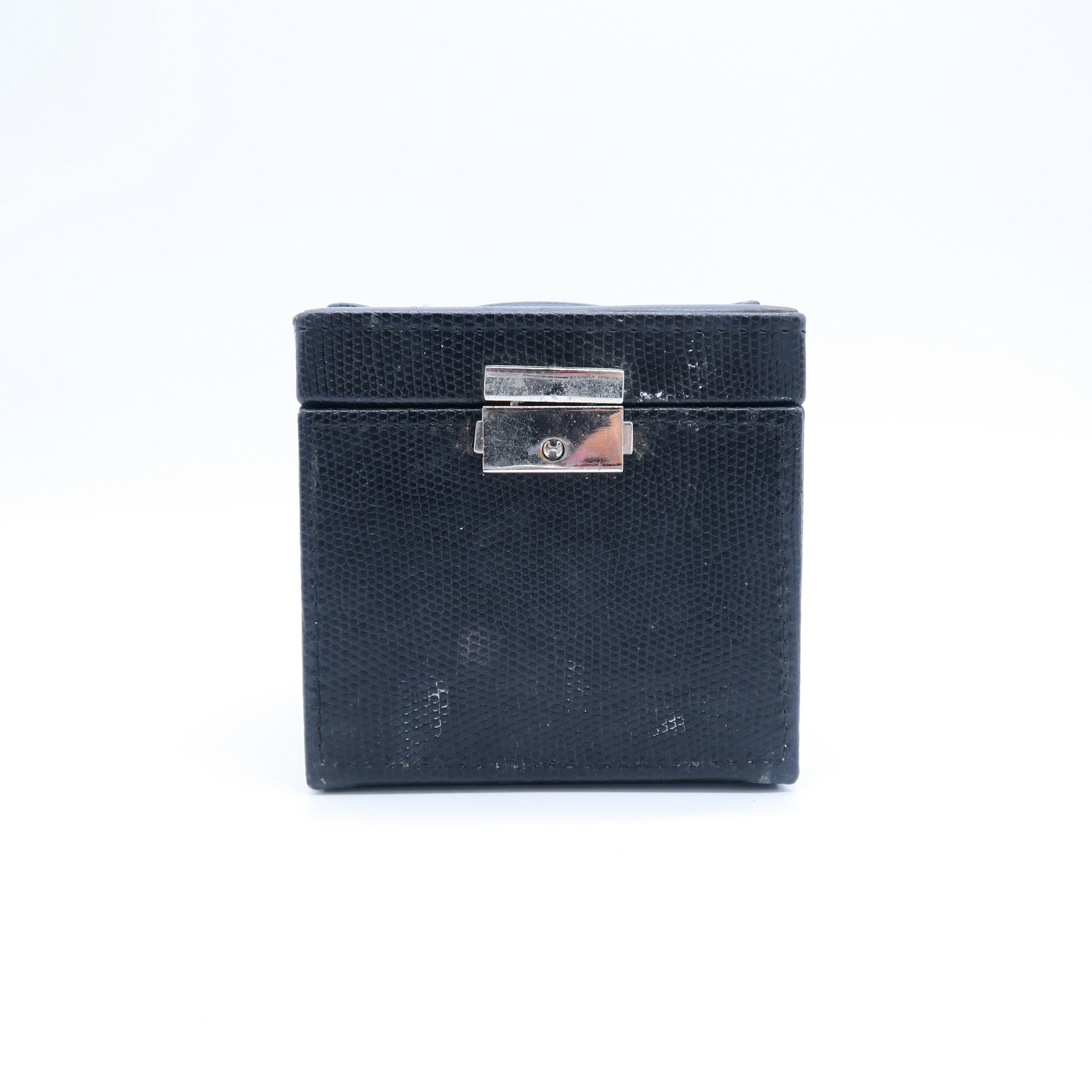 boîte à bijoux en cuir noir