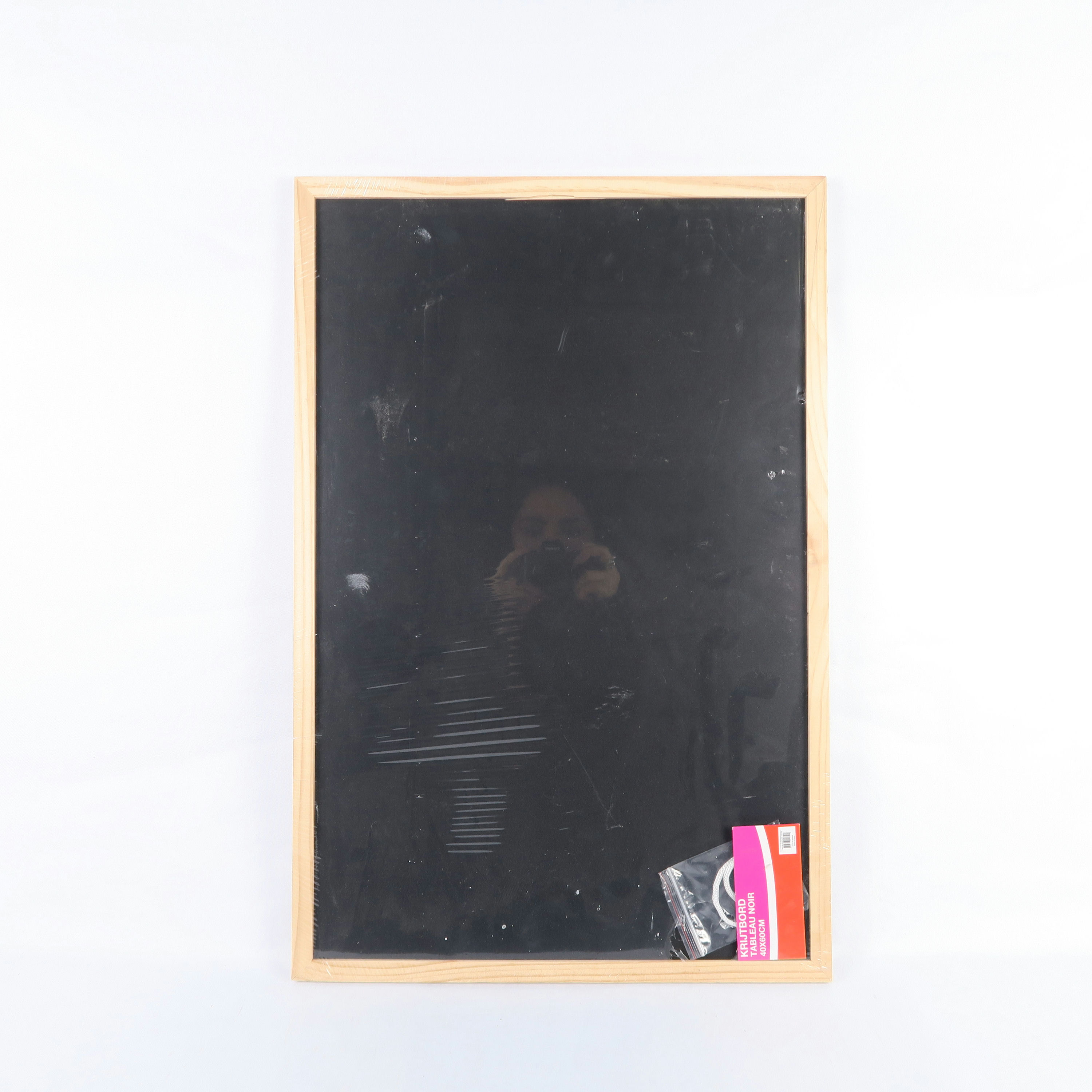 tableau noir avec cadre en bois