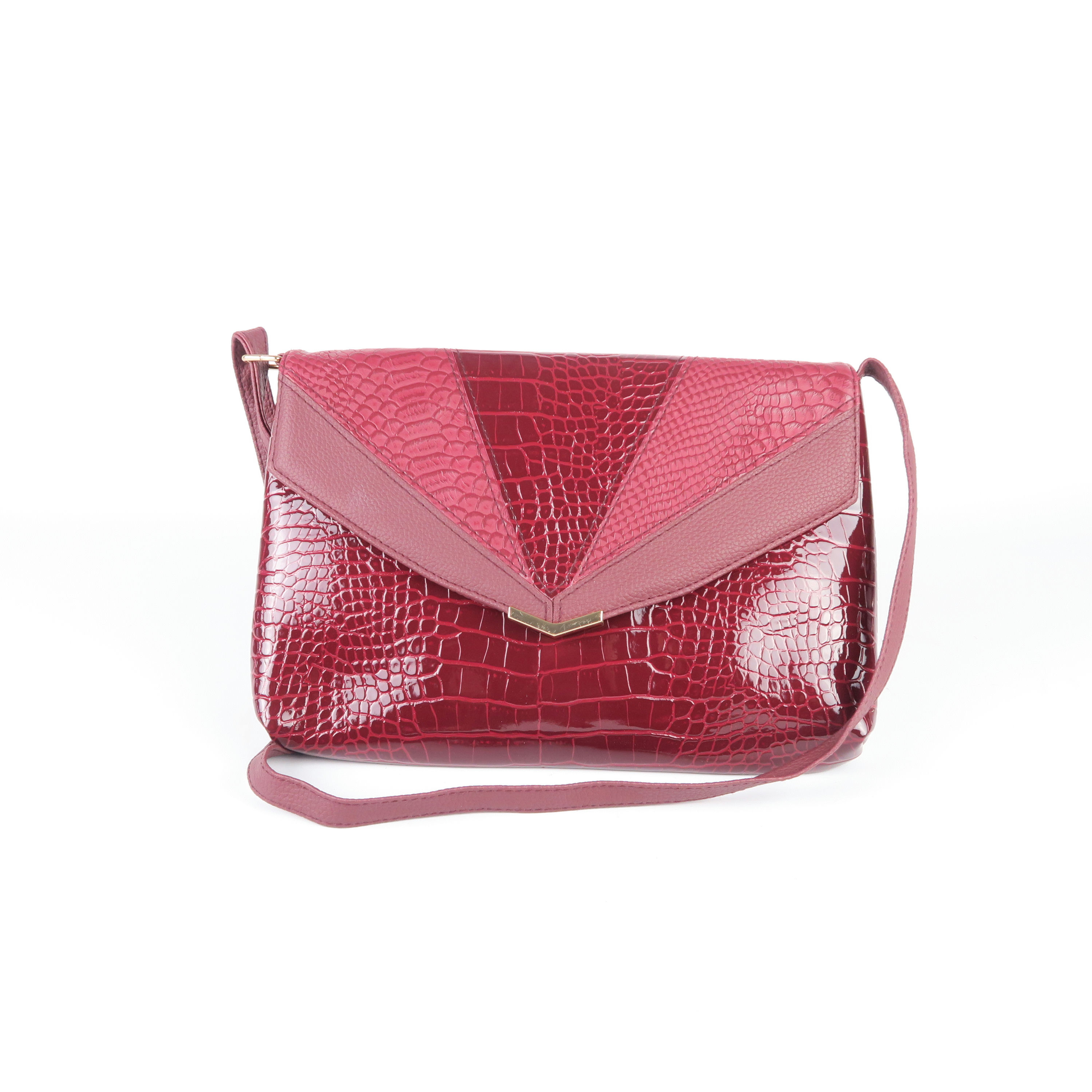 sac à bandoulière rouge en cuir brillant 