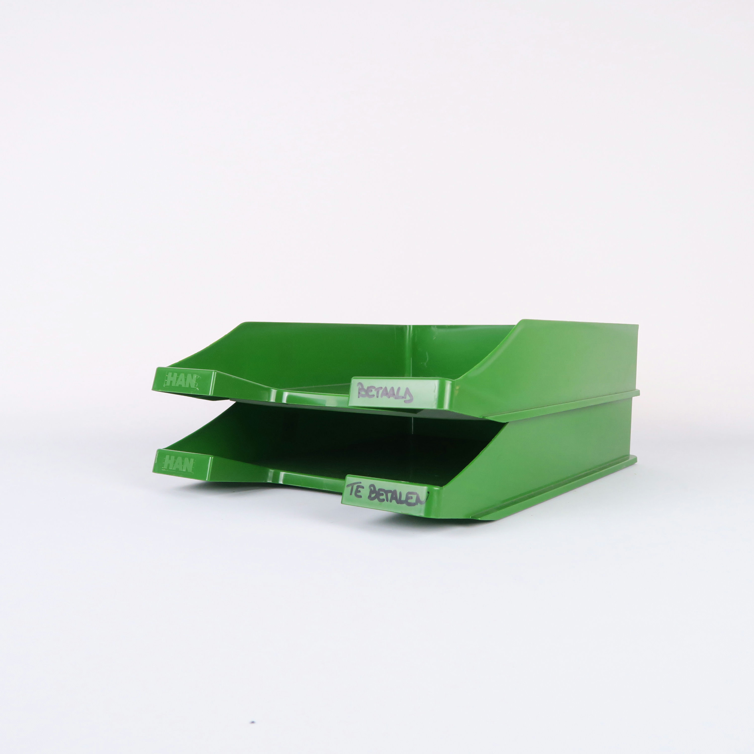 corbeille à courrier en plastique vert 