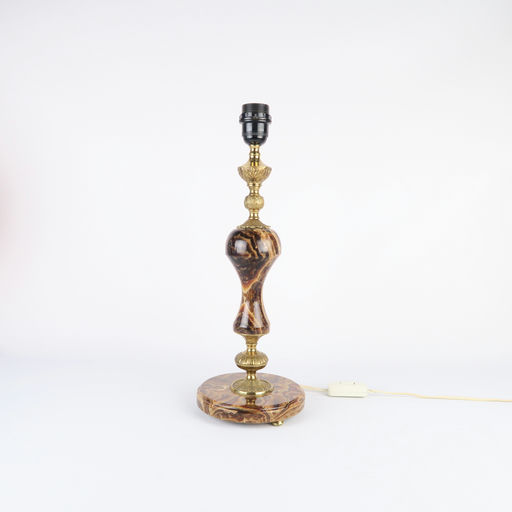 pied de lampe en marbre brun et dorures 