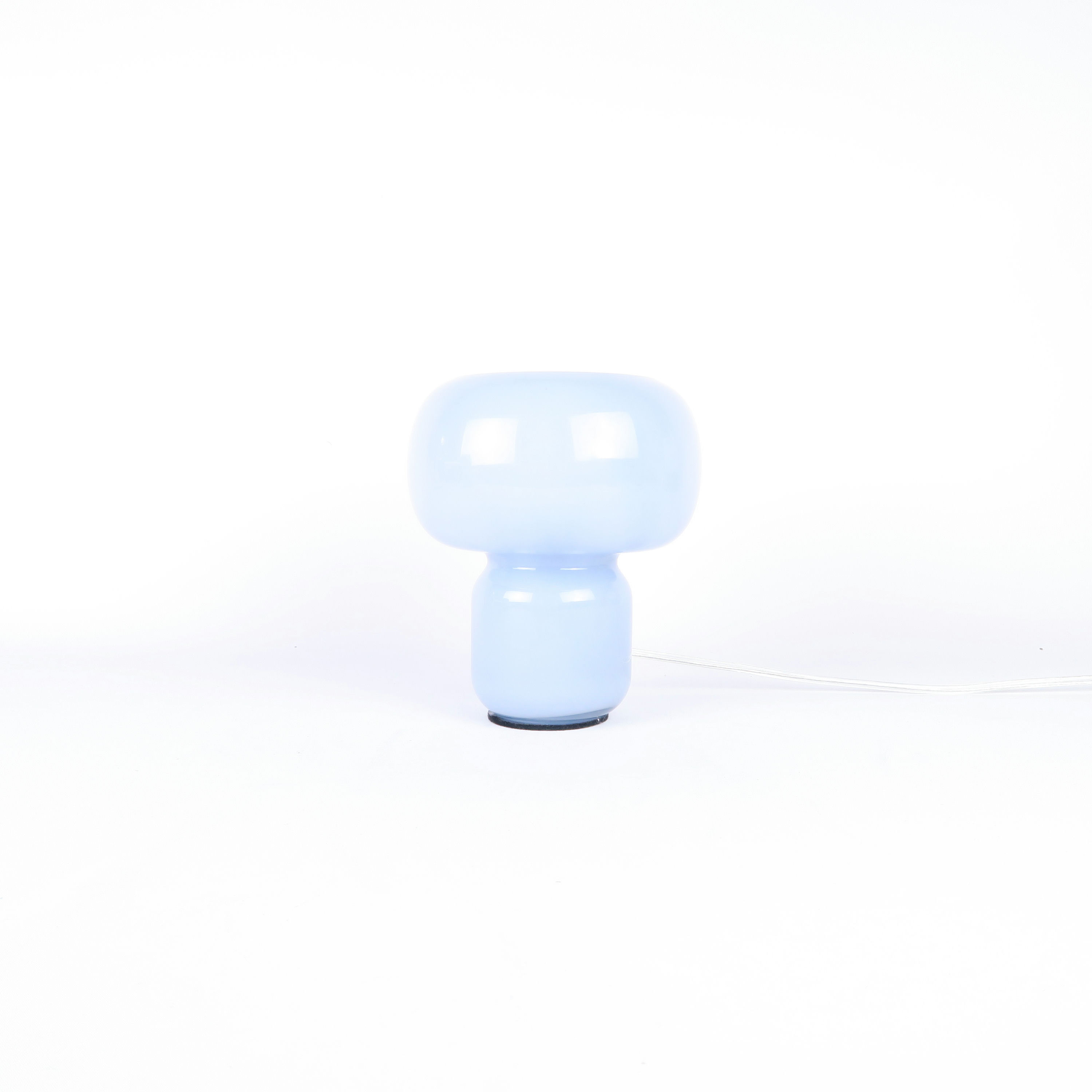 lampe à poser en verre bleu
