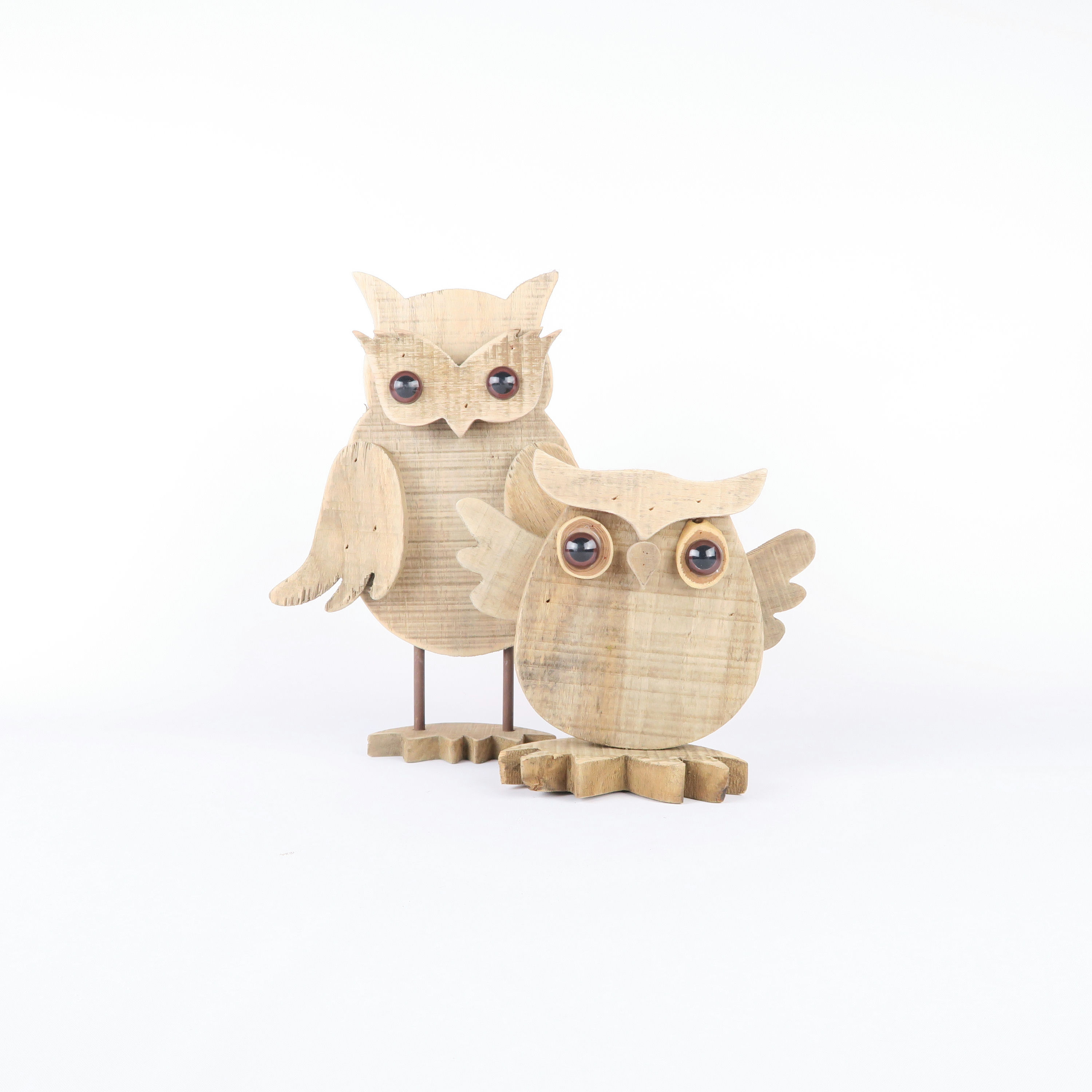 collection de hiboux en bois