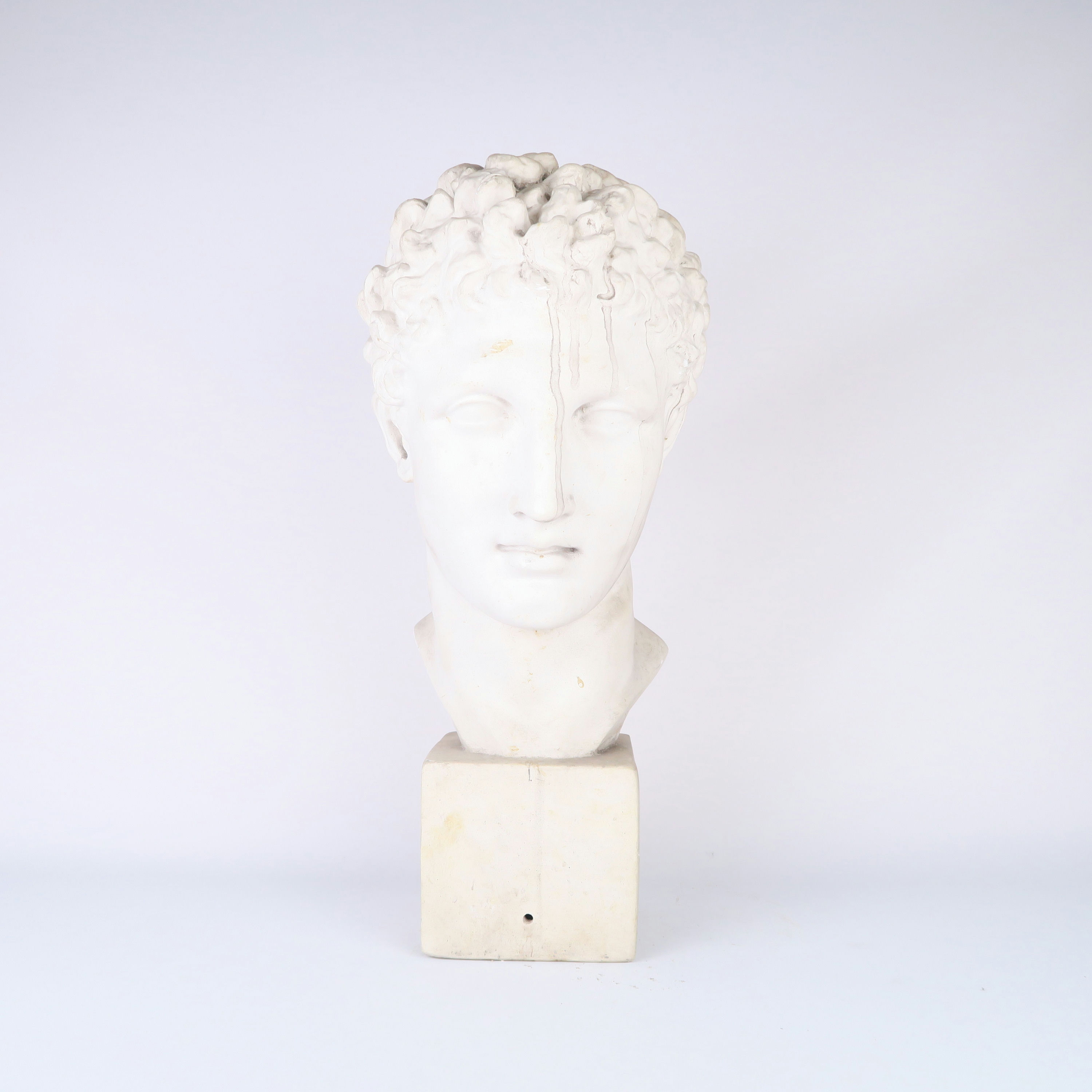représentation en plâtre d'Hermès 