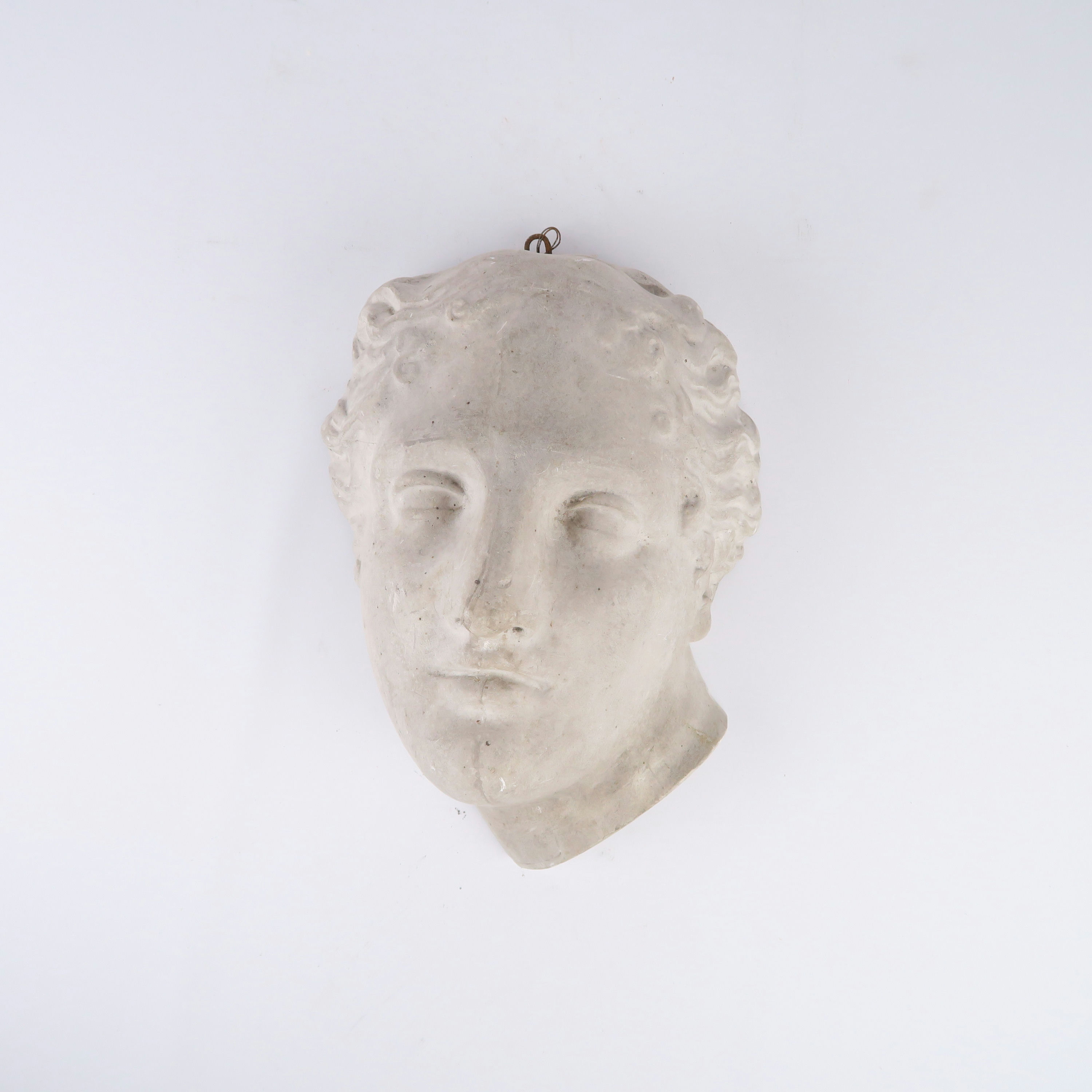 reproduction tête d'une statue grecque (à suspendre) 